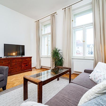 Quiet Apartment In The Old Town プラハ エクステリア 写真