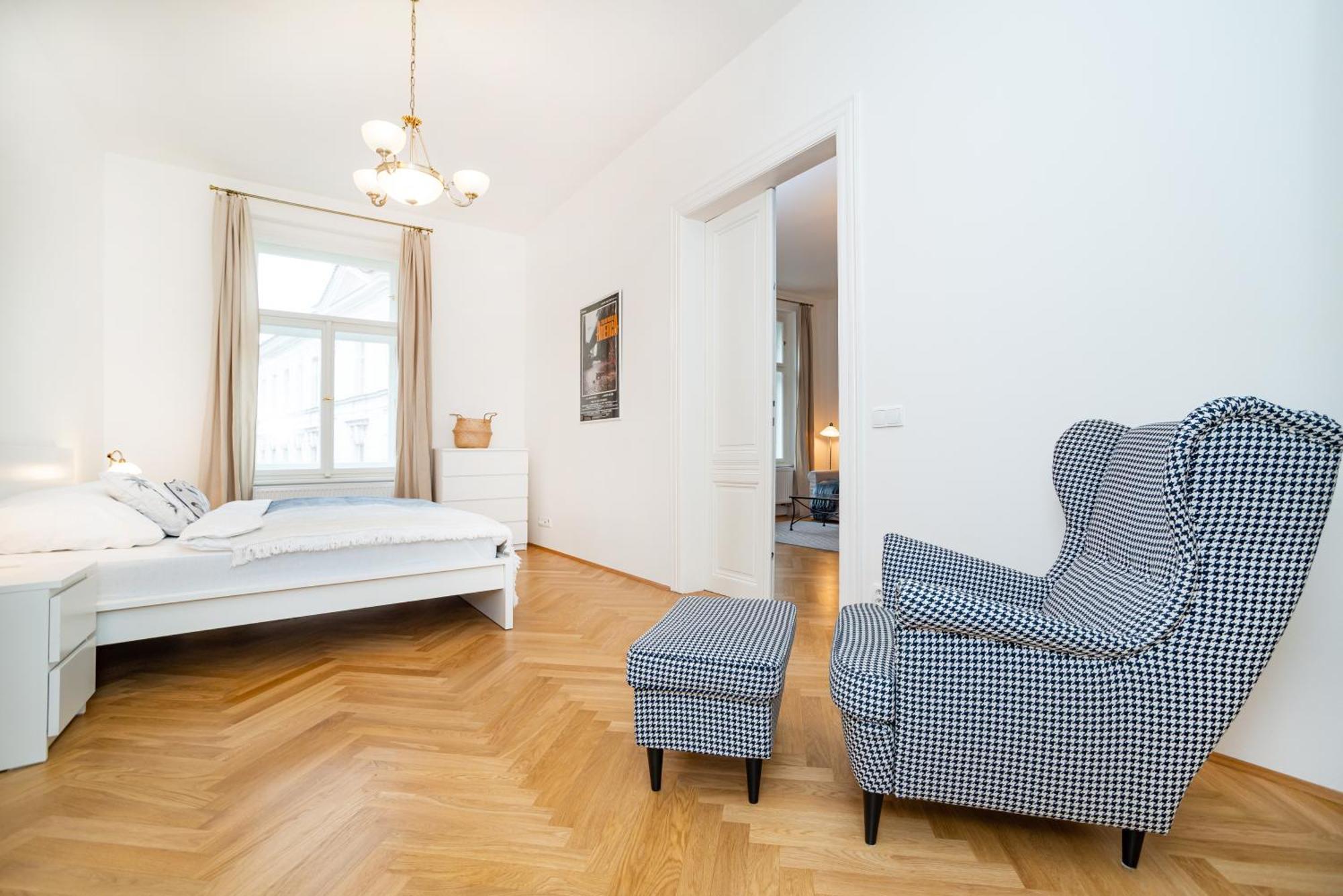 Quiet Apartment In The Old Town プラハ エクステリア 写真